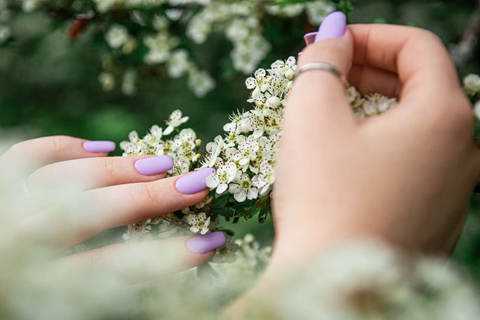 na-img-hands